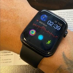 Smart watch 5, 44m (not an apple brand)